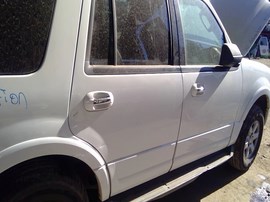2010 FORD EXPEDITION, WHITE, XLT MODEL, 5.4L, AT, 4WD.   F26515